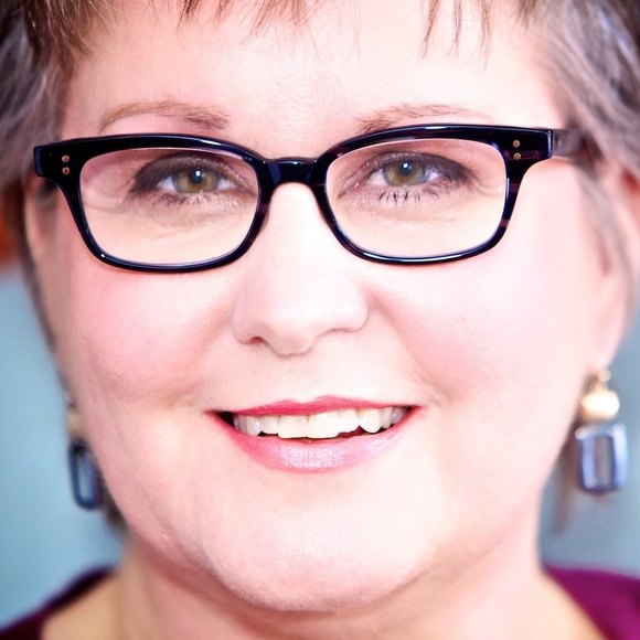 Meet your Posher, Colette - Picture 1 of 1